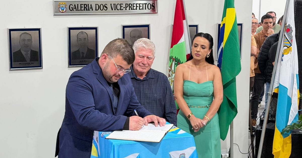 Mudança no comando: Pedrinho assume a prefeitura de Balneário Arroio do Silva