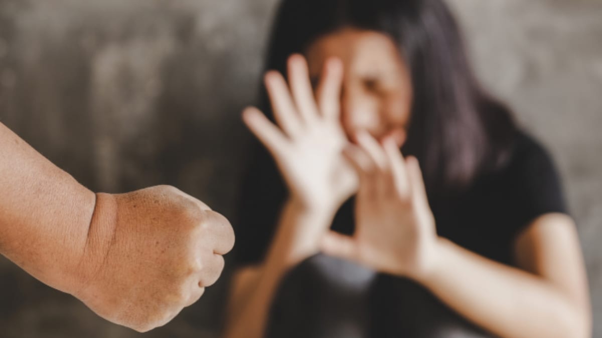 Vítimas de violência doméstica podem ter direito a auxílio mensal de um salário mínimo por até um ano