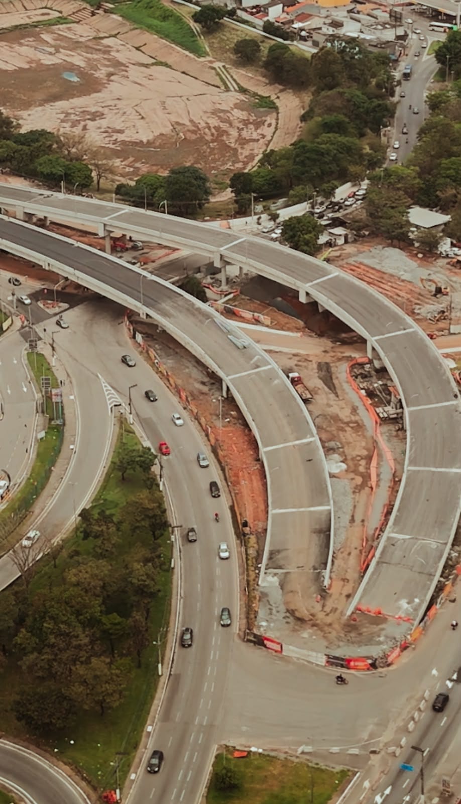 Ponte do Corredor dos Couros chega a 92% de execução
