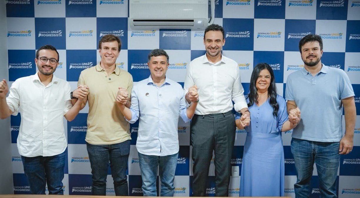 Eduardo da Fonte e Miguel Coelho acertam suplência do Senado