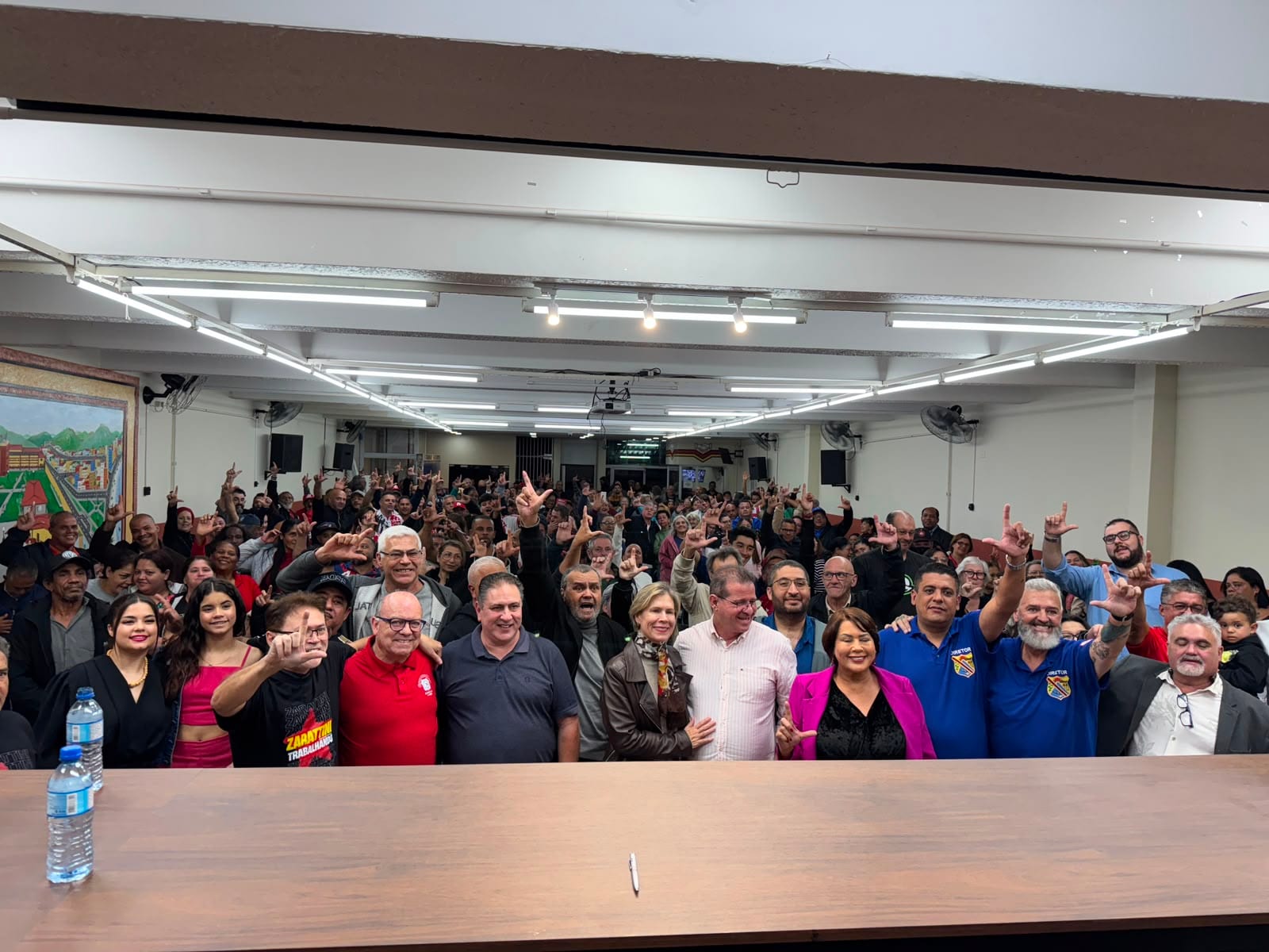 Luiz Fernando oficializa candidatura em Santo André com 400+ pessoas