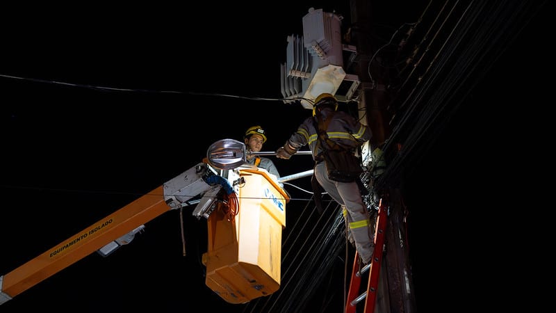 Foz assume iluminação da Perimetral Leste em caráter temporário