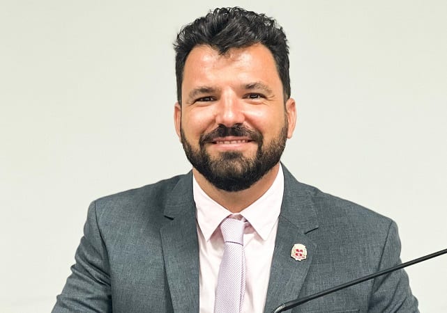 Mizzoni acompanha chegada de equipamentos e implantação de melhorias na UBS Mathiensen