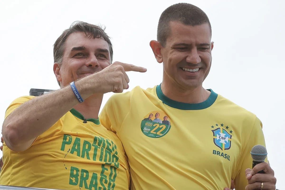 Flávio se reúne com Douglas Ruas após Paes reconhecer derrota no Rio