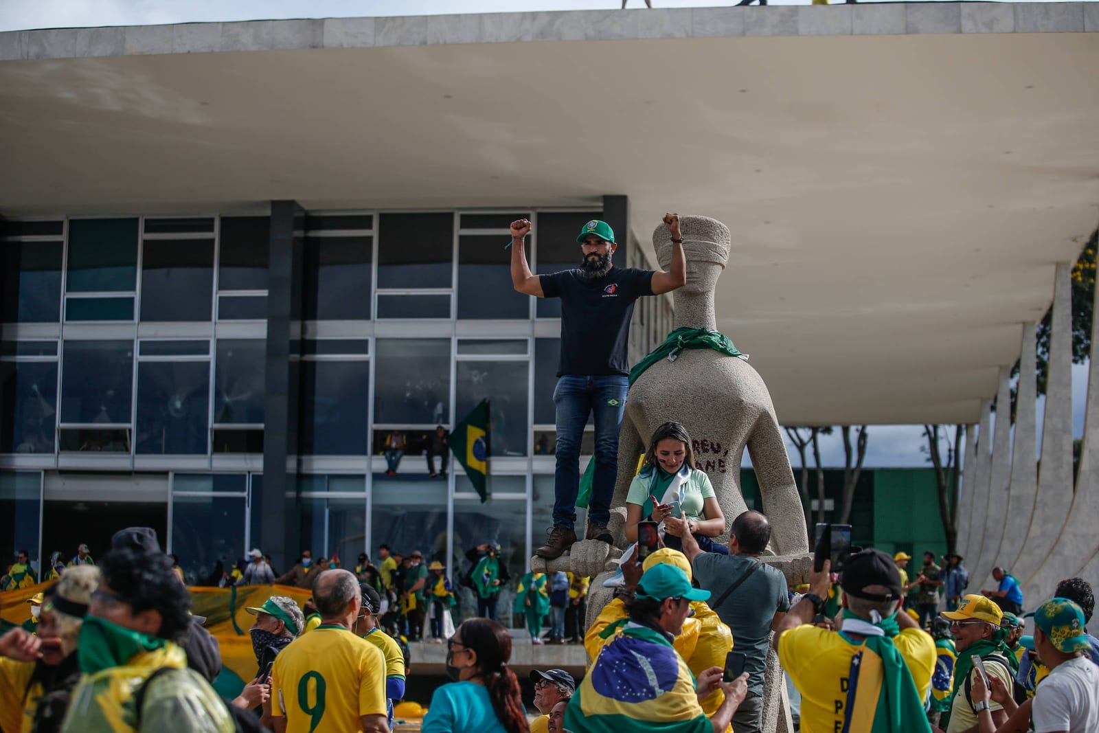 Eleição tem vitória de apenas um candidato ligado aos presos do 8 de janeiro