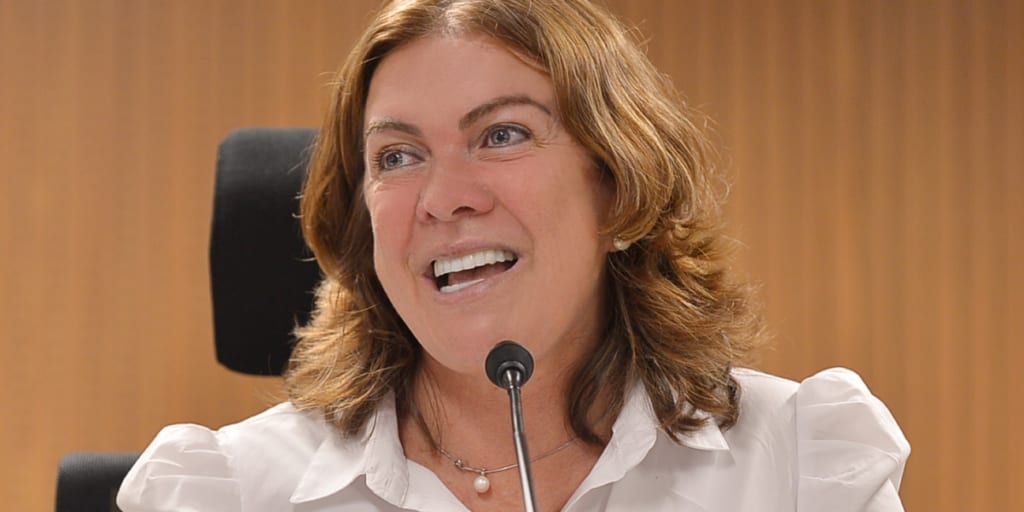 Fátima Gavioli deixará Educação de Goiás para comandar a pasta no Paraná