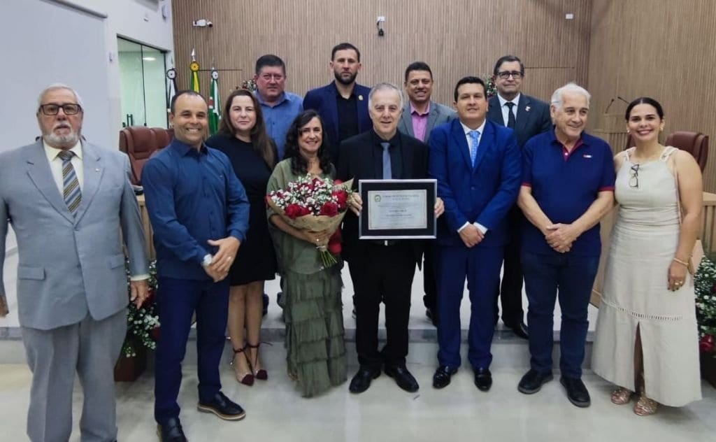 Câmara entrega título de “Cidadão Palmitalense” ao advogado Álvaro Abud