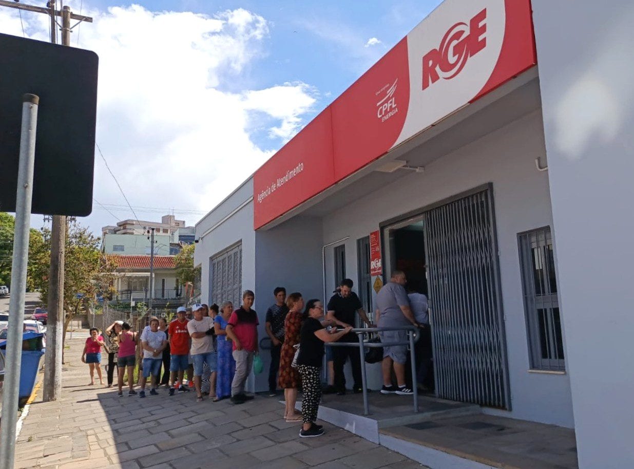 Ouvintes de Farroupilha relatam aumento de até 50% na conta da CPFL RGE