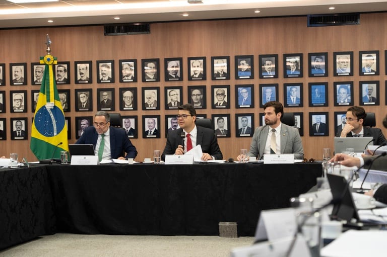 Governo modela decreto para banco nacional sobre milícias e crime organizado
