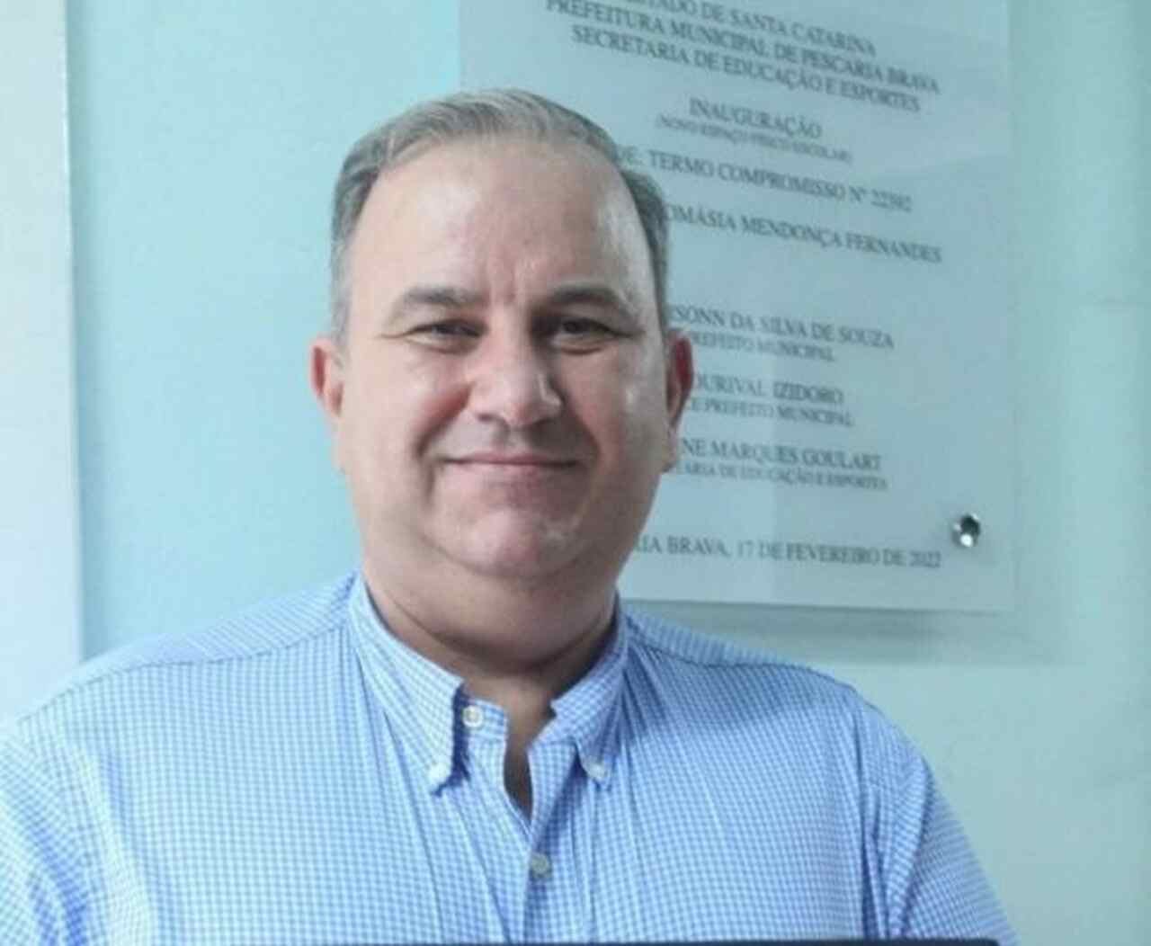 STJ rejeita recurso e mantém ex-prefeito de Pescaria Brava inelegível até 2032