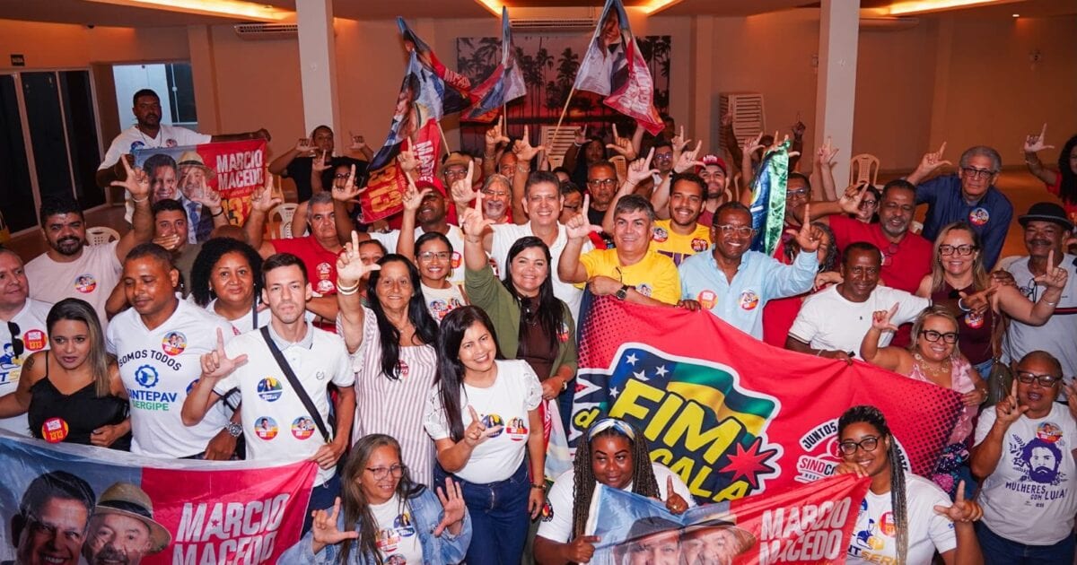 Márcio Macêdo reúne cerca de 40 entidades sindicais em Aracaju