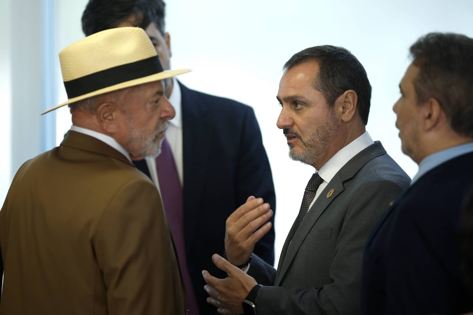 Lula reclama de falta de controle na PF e atribui vazamentos a 'ala bolsonarista'
