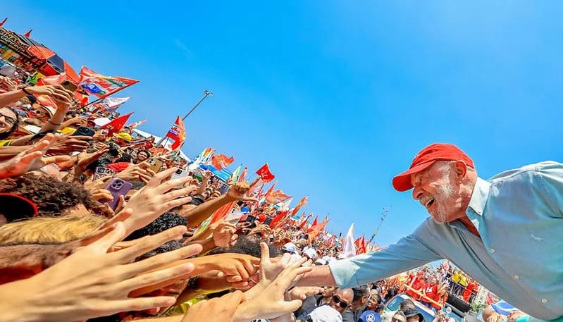 A histórica virada de Lula: um episódio raro na história do povo brasileiro