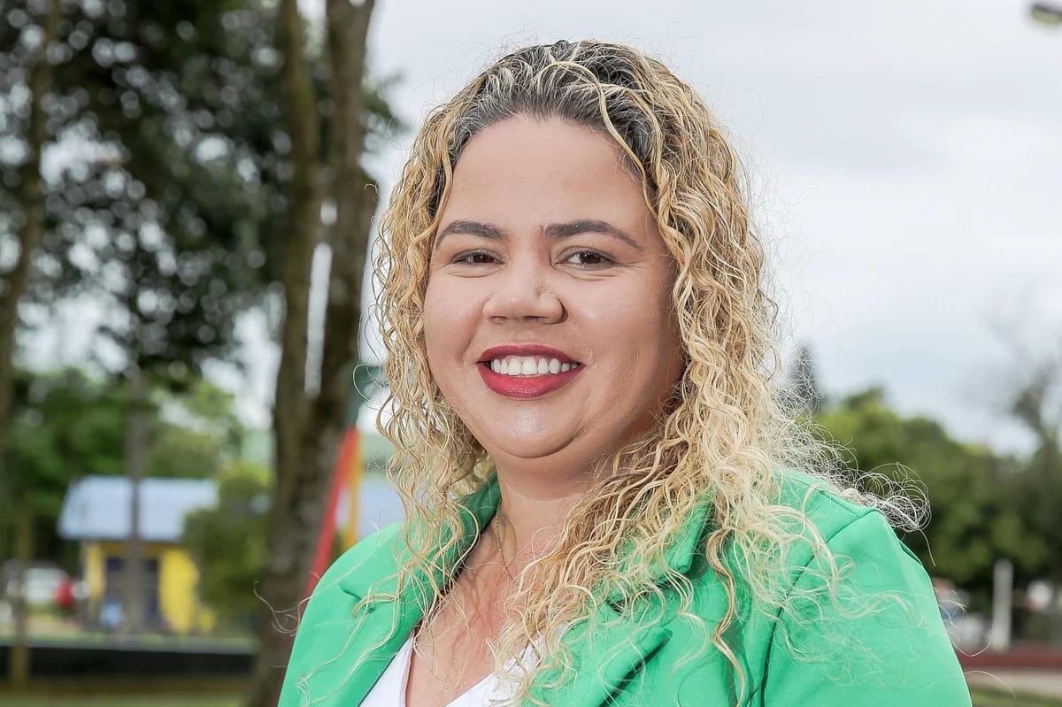 "Ainda estou vivendo o sonho de ser eleita", diz futura deputada estadual Daiane Mello