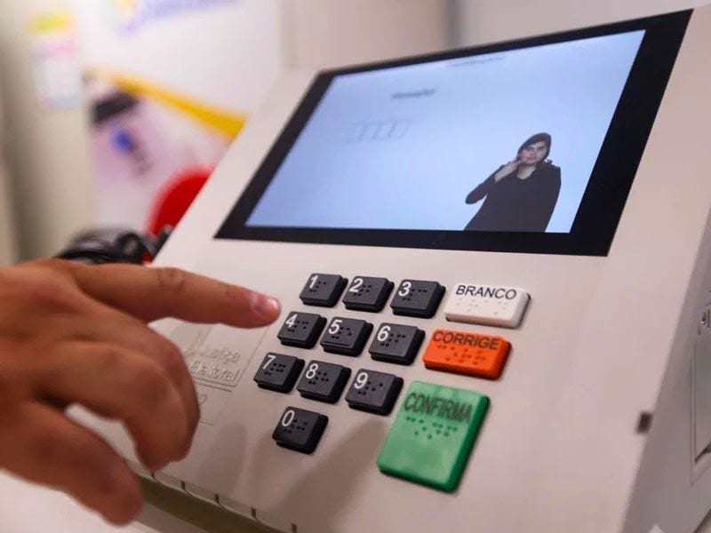 Goiás tem 888 pedidos de candidatura para 2026, queda de 28,6%