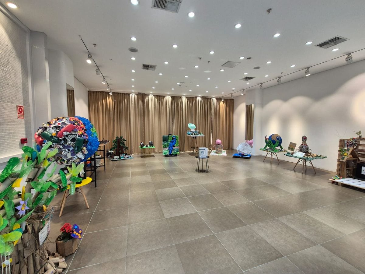 Caxias do Sul realiza exposição de esculturas feitas por estudantes da rede municipal de ensino
