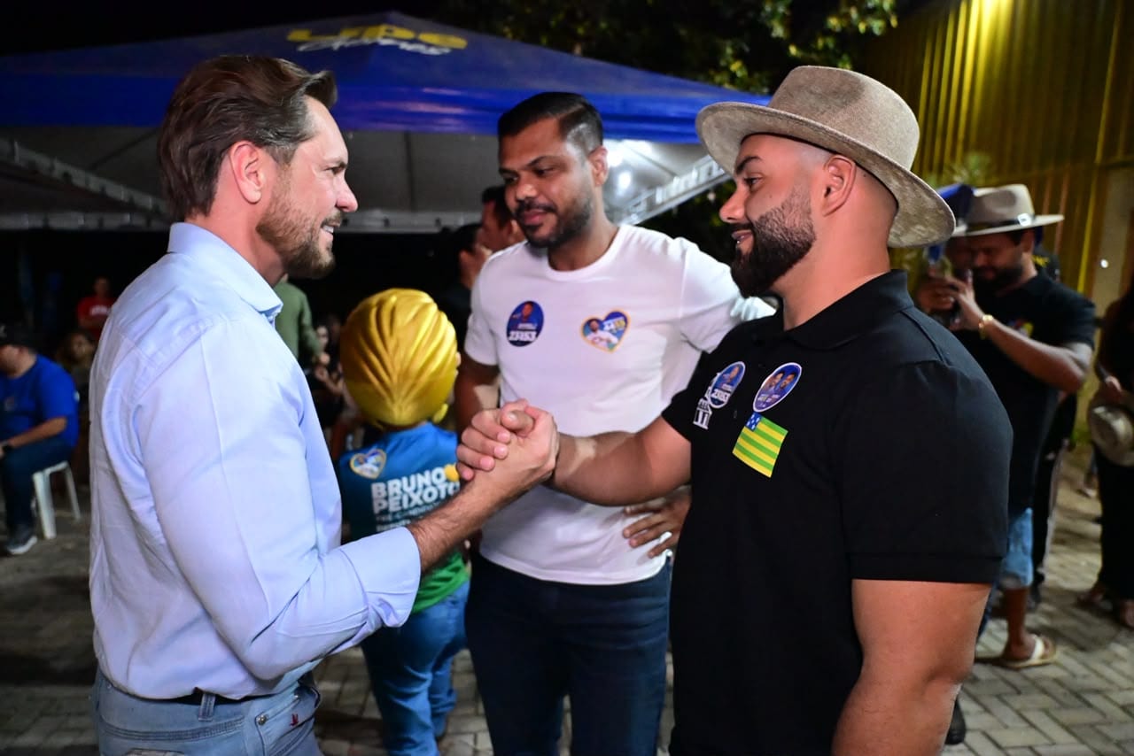 Lipe Gomes inaugura comitê em Aparecida com 300 lideranças