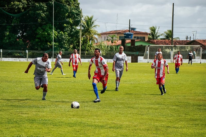 Prefeitura de Alhandra realiza abertura da 2ª Copa Master 2026 com quatro partidas e 10 gols neste domingo (11)