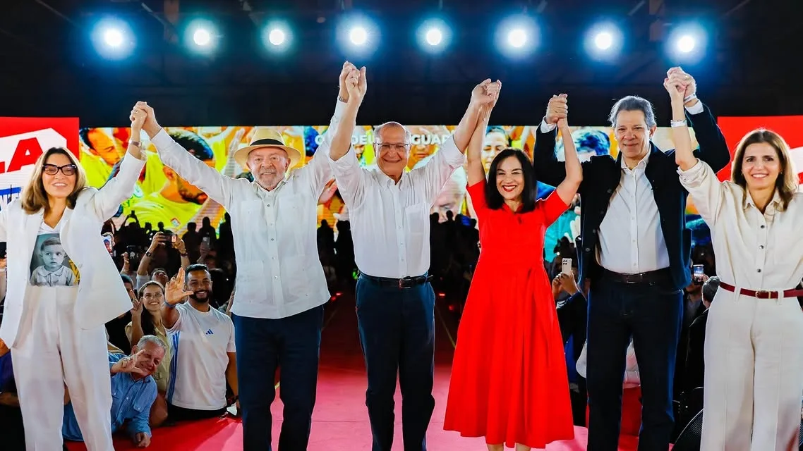 Lula adota tom de enfrentamento em convenção, diz Humberto Costa