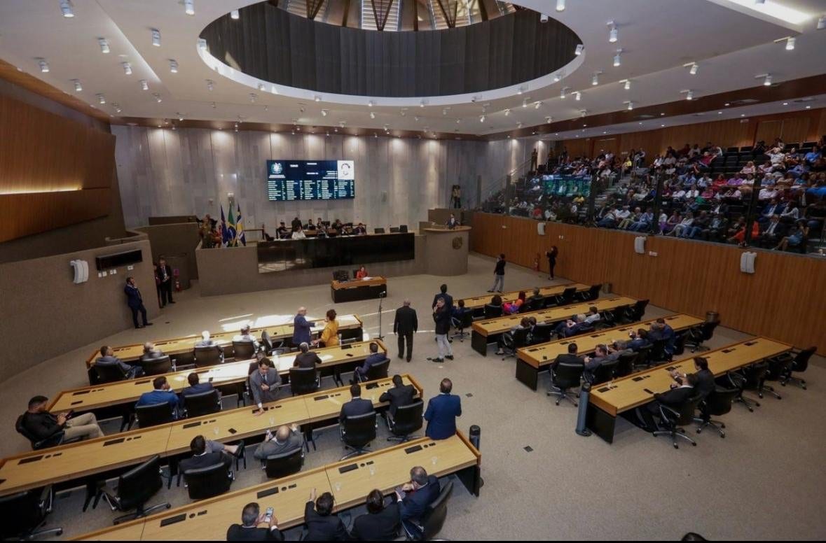 Projetos indicam que Raquel Lyra pode ter 35–37 dos 49 deputados na Alepe