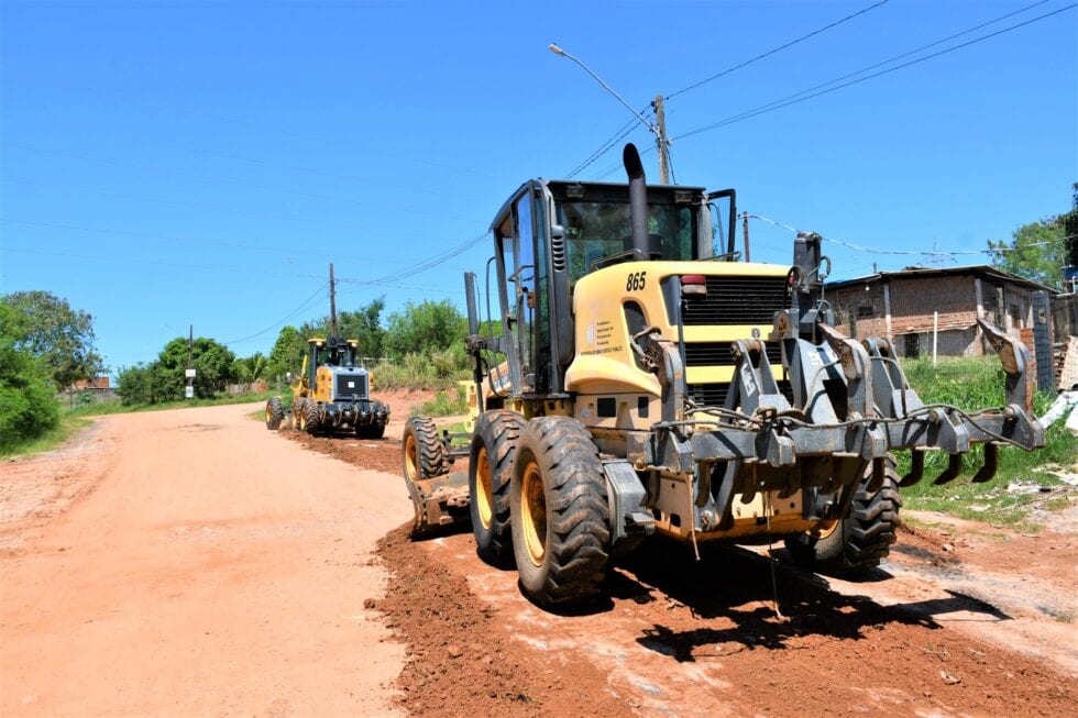 TERRAS DE IMOPLAN: Secretaria de Agricultura faz manutenção em estradas após período de chuvas
