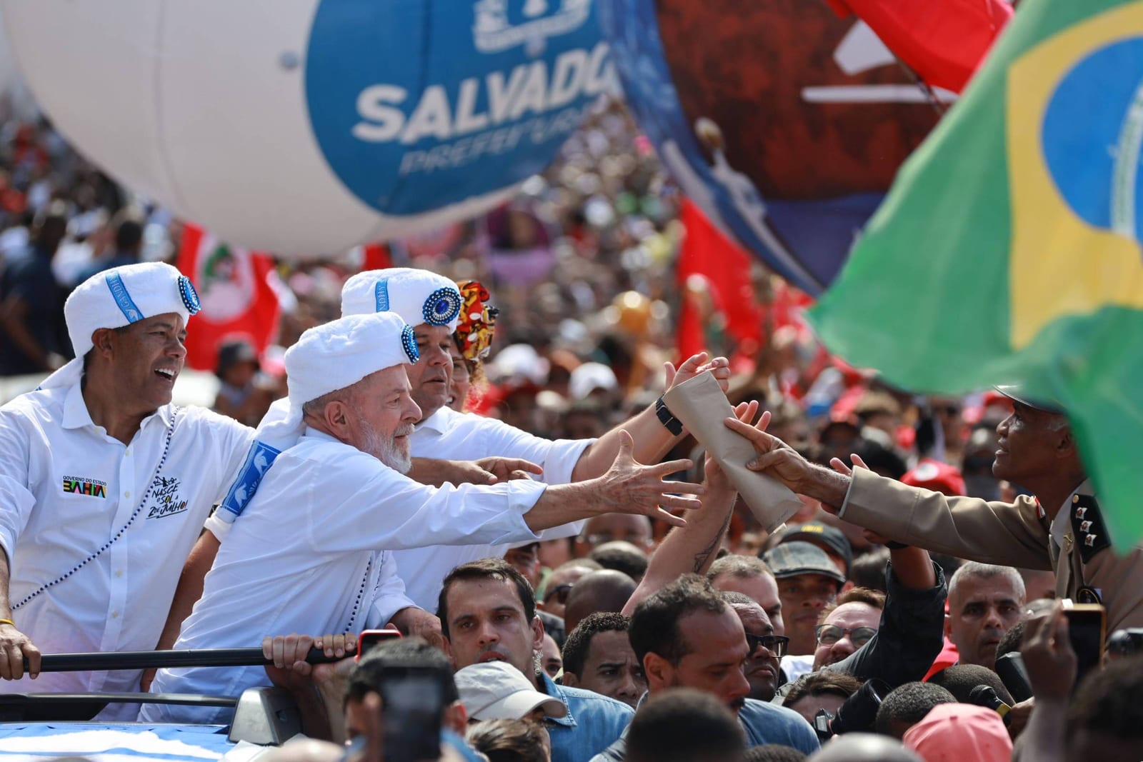 Lula vai a Salvador nesta sexta para reforçar Jerônimo e frear ‘LuNeto’