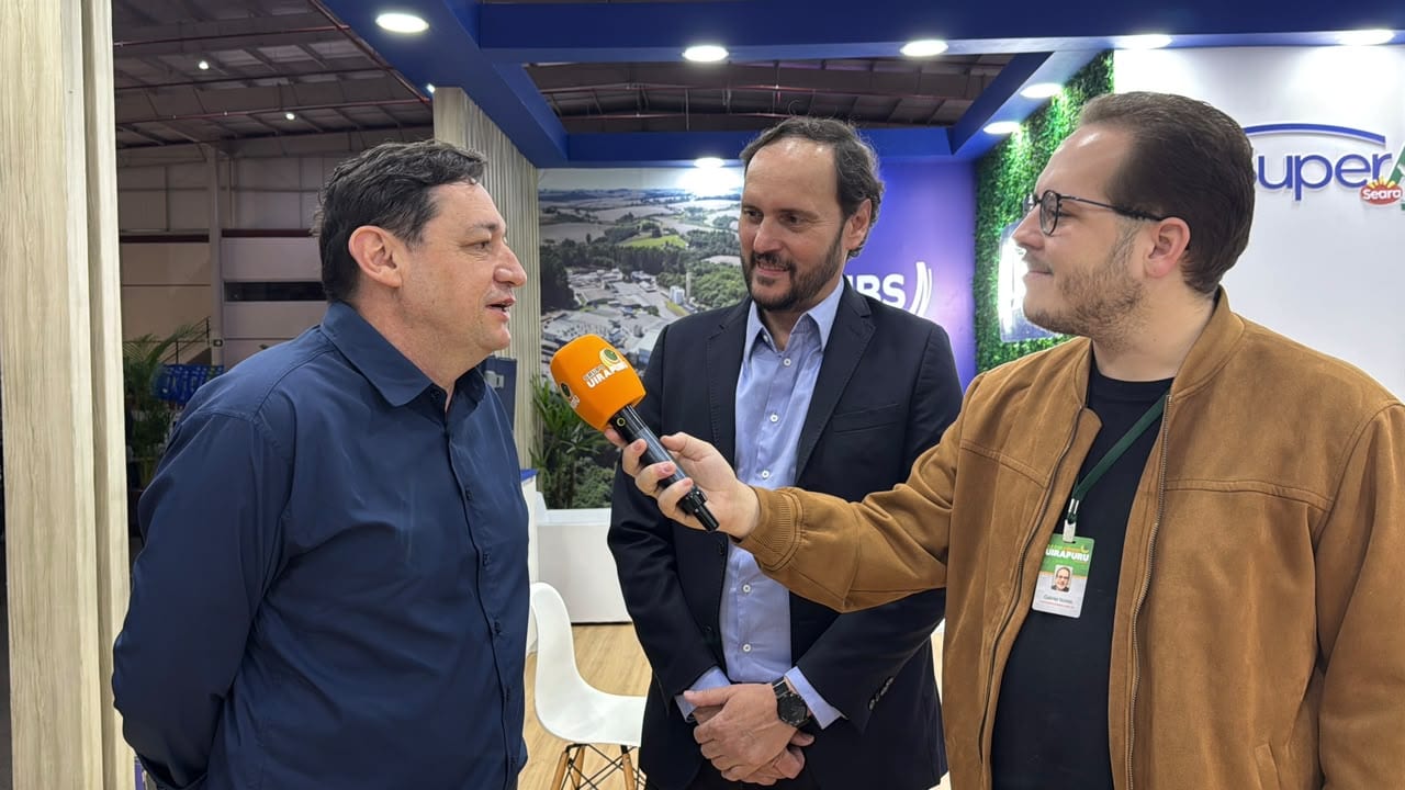 Prefeitura e JBS discutem projeto de moradia para colaboradores durante encontro na Feitech