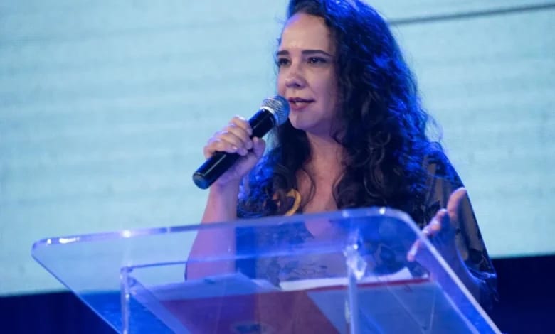 Cíntia Dias lidera rejeição ao Senado em Goiás com 20,6%
