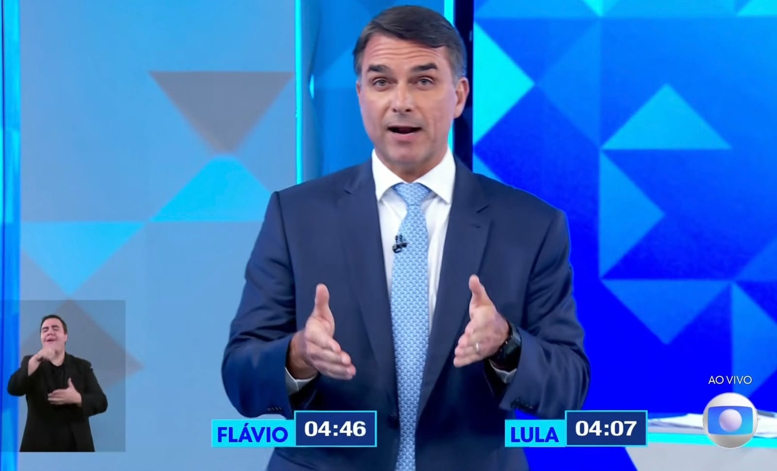 Flávio Bolsonaro cita tráfico de drogas no Porto de Paranaguá e promete atuação da Marinha