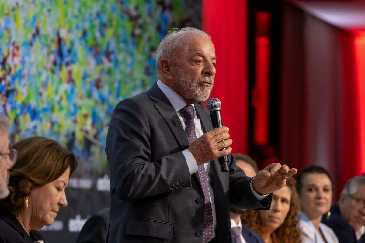 Aliados de Lula se reúnem após reação dos clubes à proibição das bets