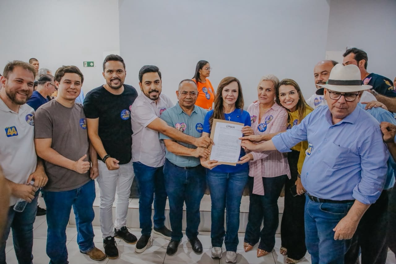 Professora Dorinha recebe carta com pedido de Bolsa Permanência em Araguaína