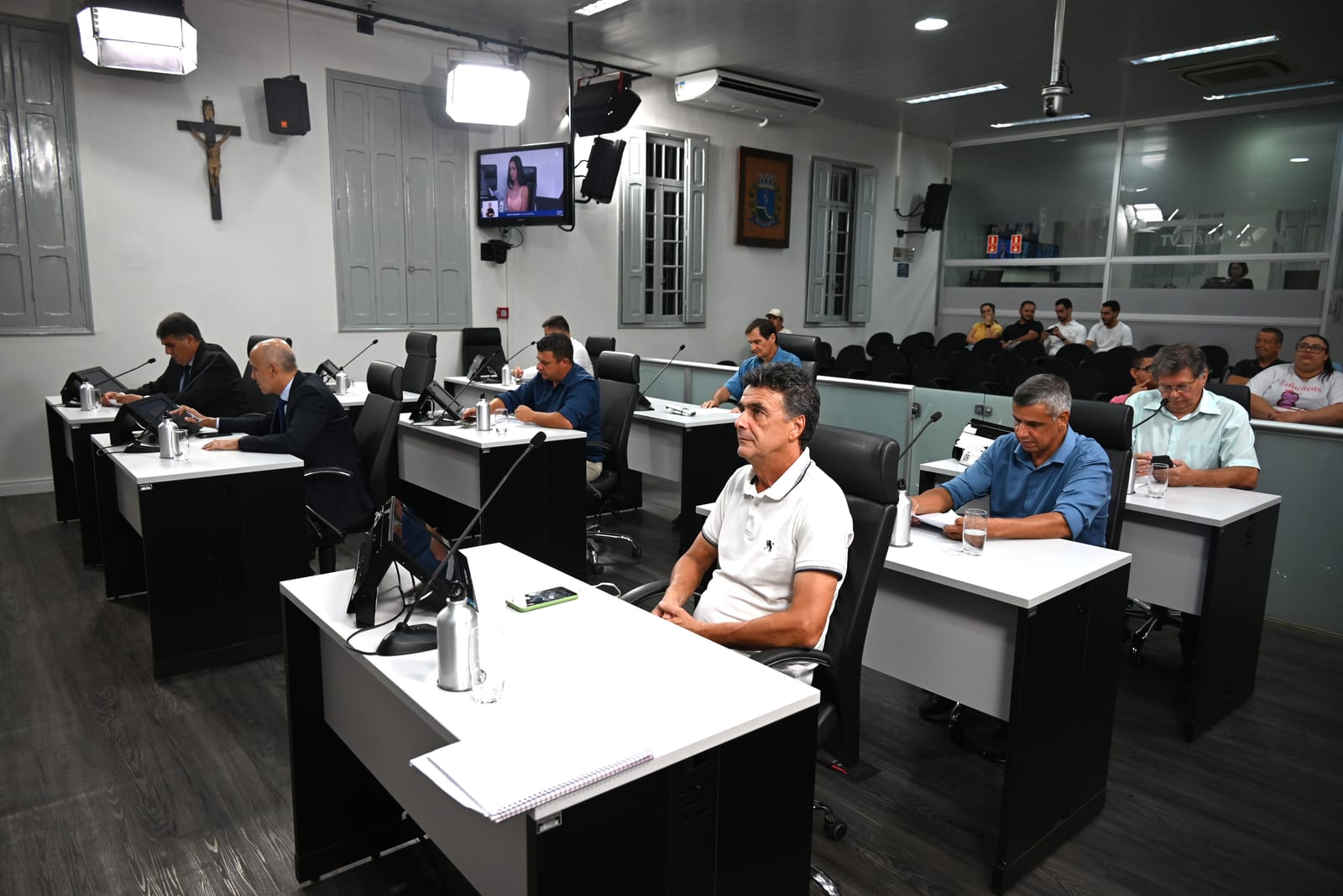 Câmara de Botucatu aprova regras para ferros-velhos e prevenção de acidentes