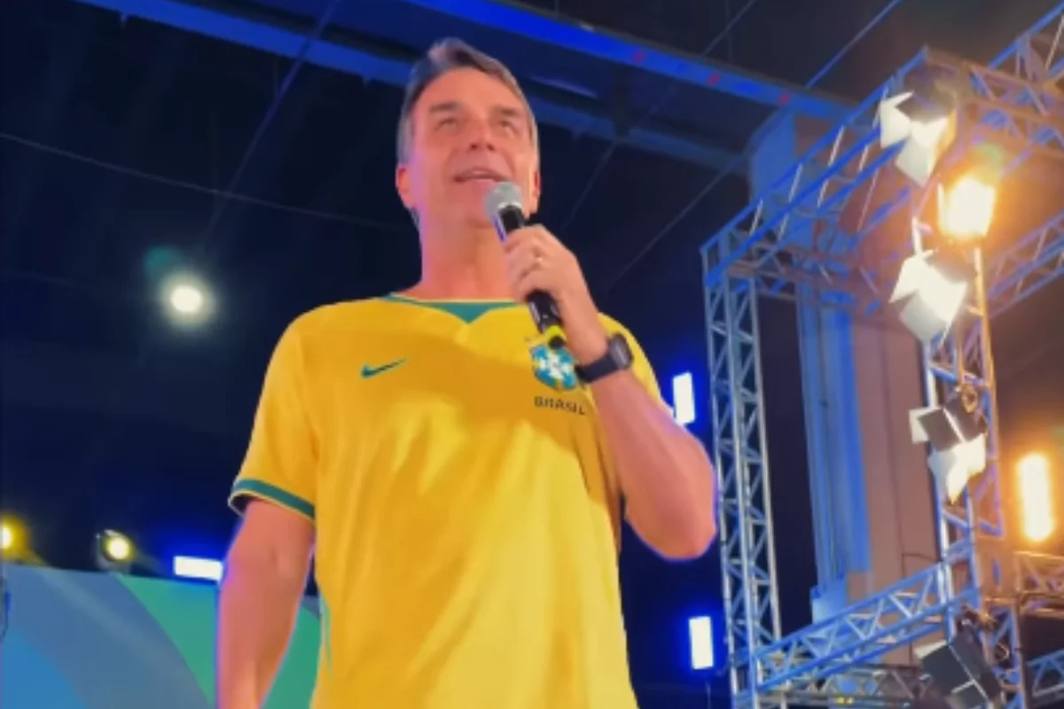 Marqueteiro Duda Lima quer Flávio só nos debates contra Lula