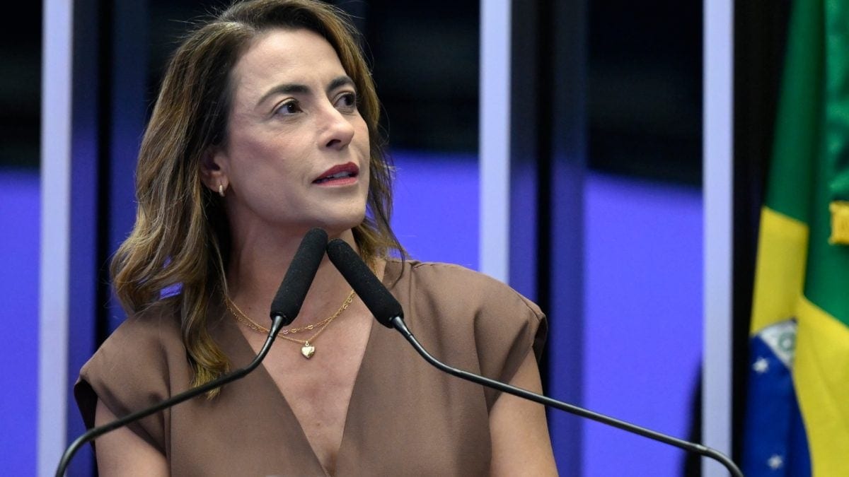 Projeto suspende prazos de bolsas para pesquisadoras em licença-maternidade