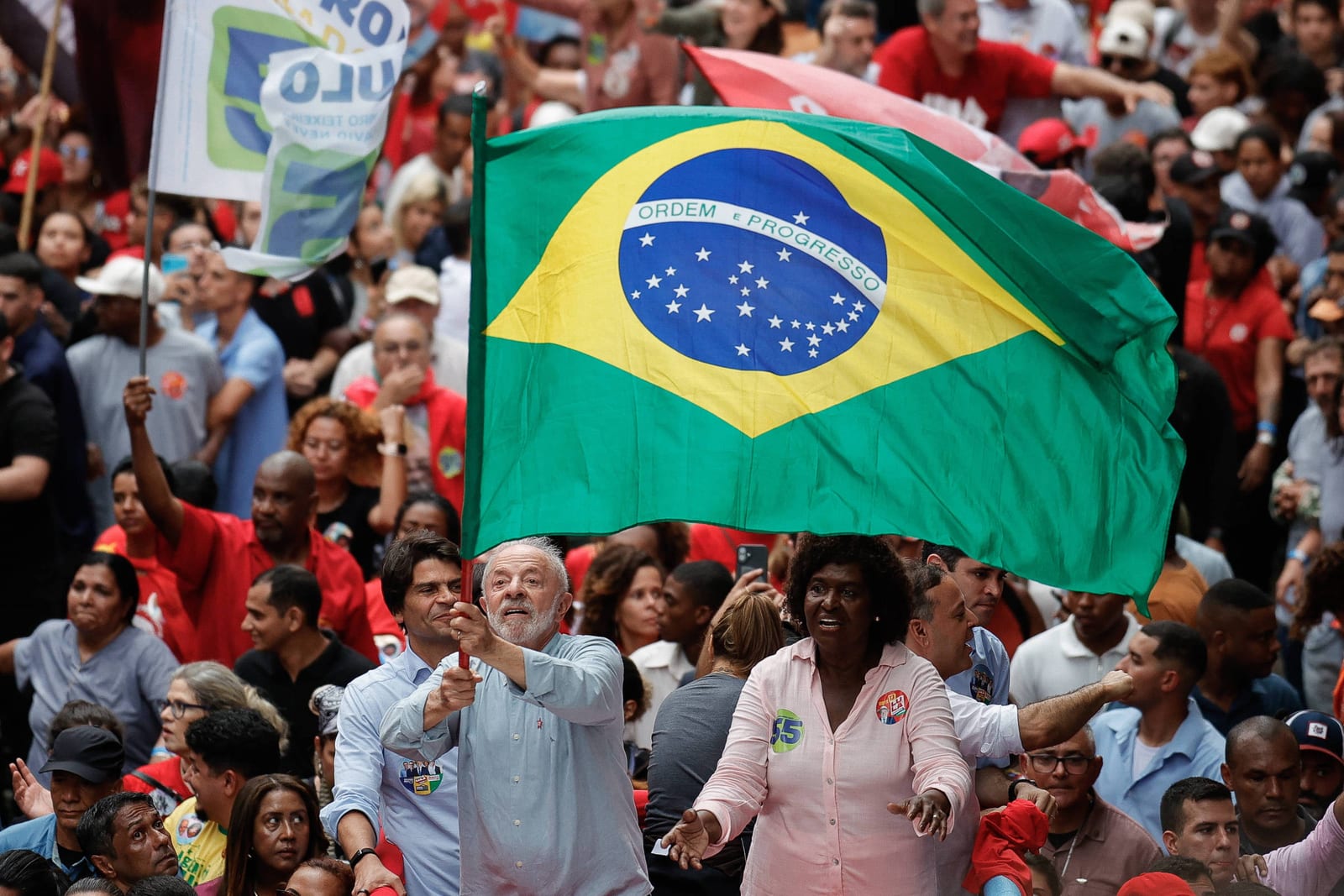 Lula diz que ausência no debate foi “desastre” para a Globo