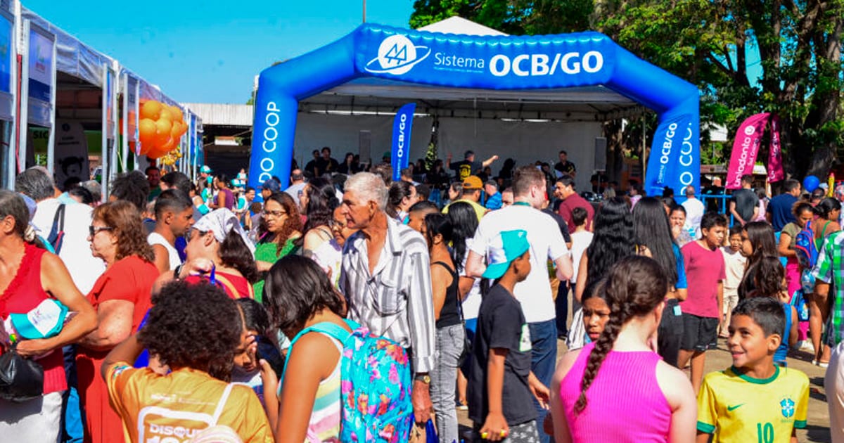 Dia do Cooperativismo de Morrinhos (GO) reúne 4 mil moradores