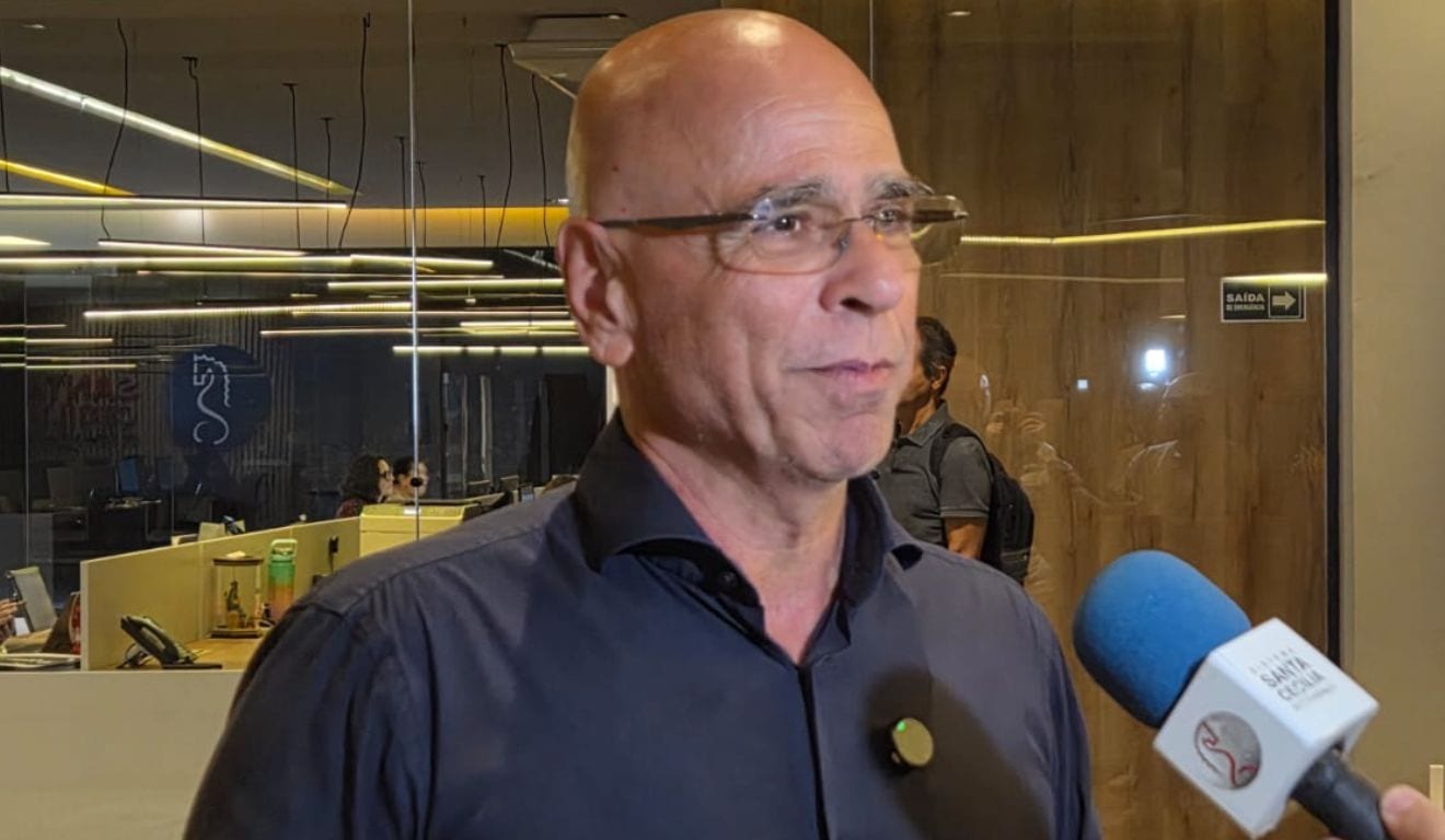 Prefeito de Guarujá diz que falta de água é ‘histórica’ e anuncia obra para Vicente de Carvalho