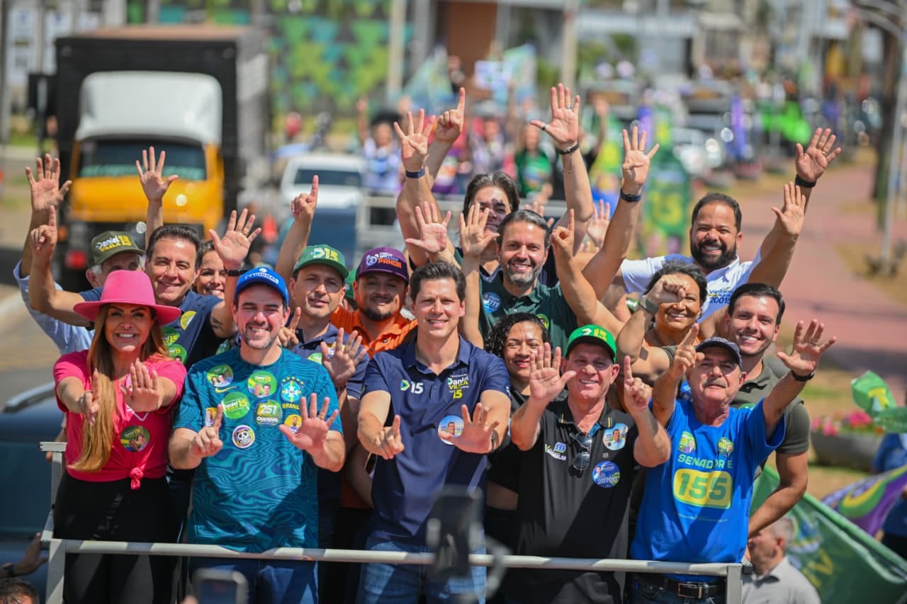 Com mais de 500 veículos, Daniel Vilela vai às ruas de Goiânia e Aparecida