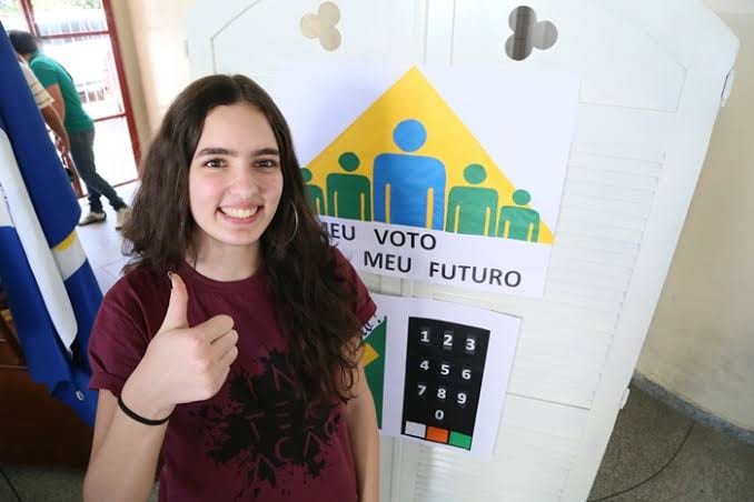 Adolescentes aptos a votar recuam quase 23% desde 2022