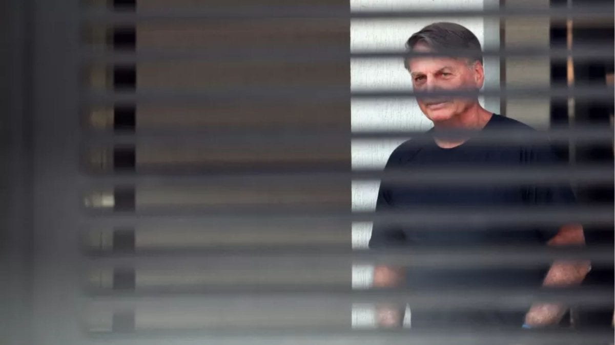 STF analisa recurso de Bolsonaro contra restrições de Moraes