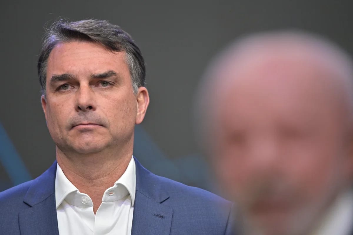 Flávio chega ao 2º turno como favorito, mas vê risco na mobilização de Lula