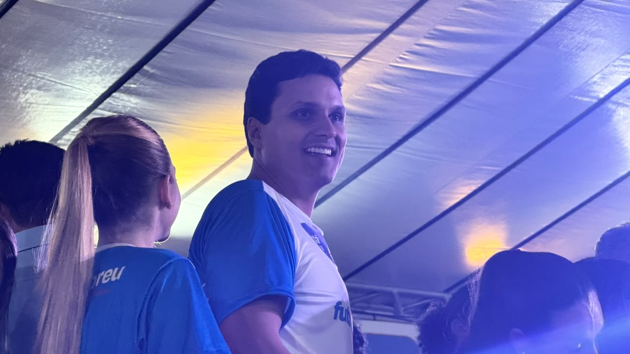 “Tocantins não pode ser Estado analógico”, diz Iratã Abreu em convenção