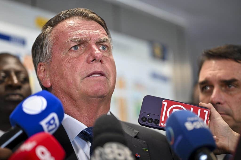 Quem gastou mais no cartão corporativo: Bolsonaro ou Lula?