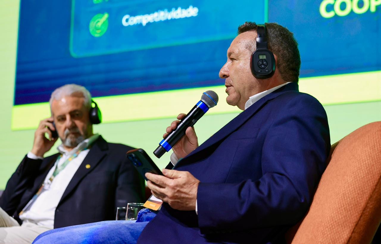 Cultura cooperativista é o que diferencia as cooperativas dos bancos, defendem presidentes de centrais