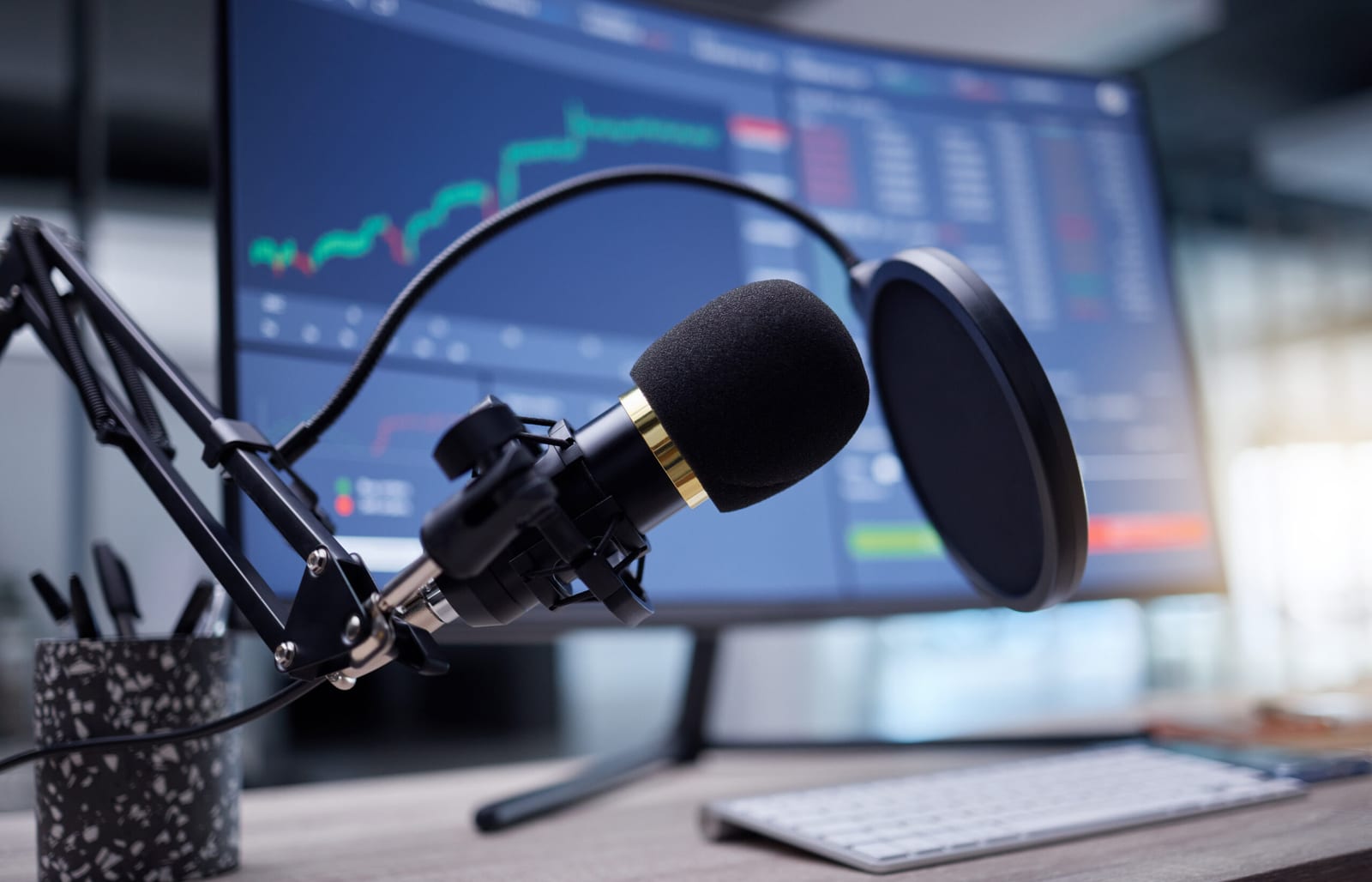 Radialista condenado por incitar homofobia em programa de rádio