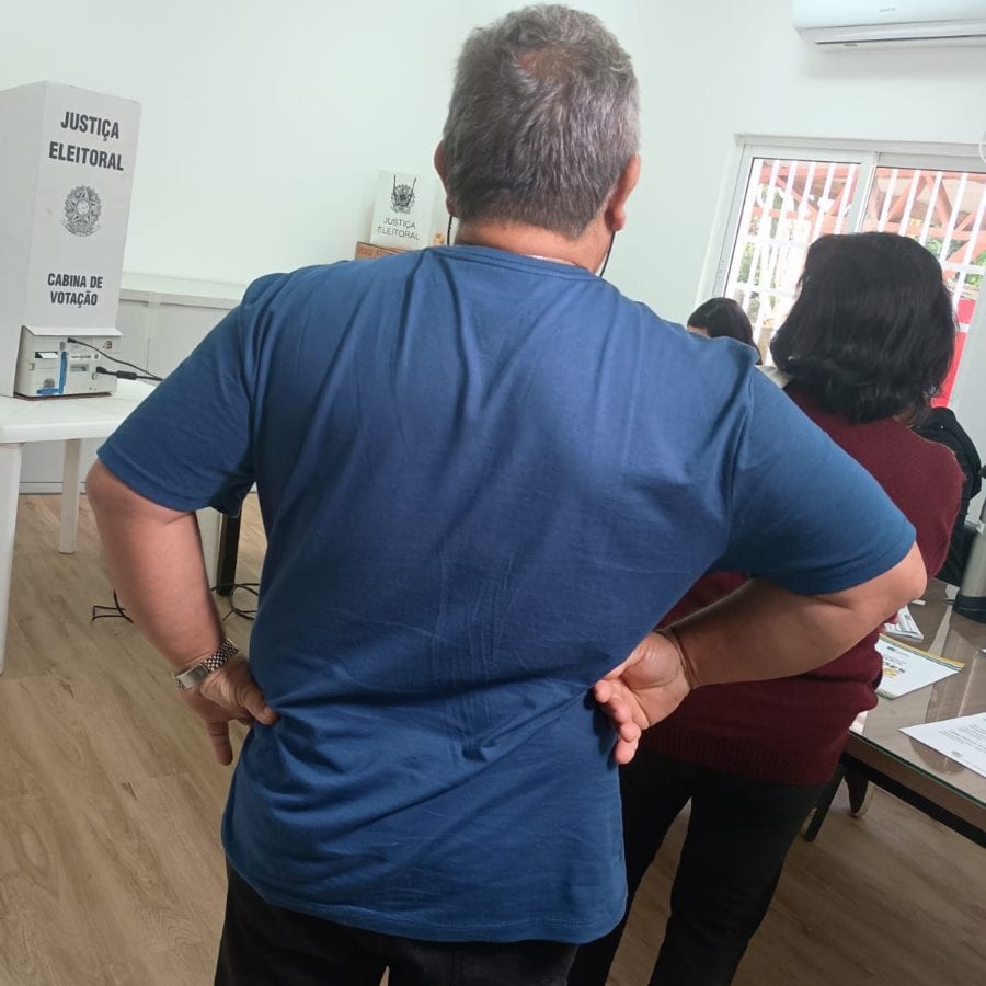 Votação flui com agilidade nesse 2º turno e cartórios resolvem falhas técnicas pontuais em urnas na região