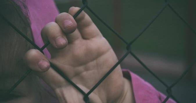 Lei 15.487 aumenta penas e cria ronda virtual para crimes sexuais contra crianças