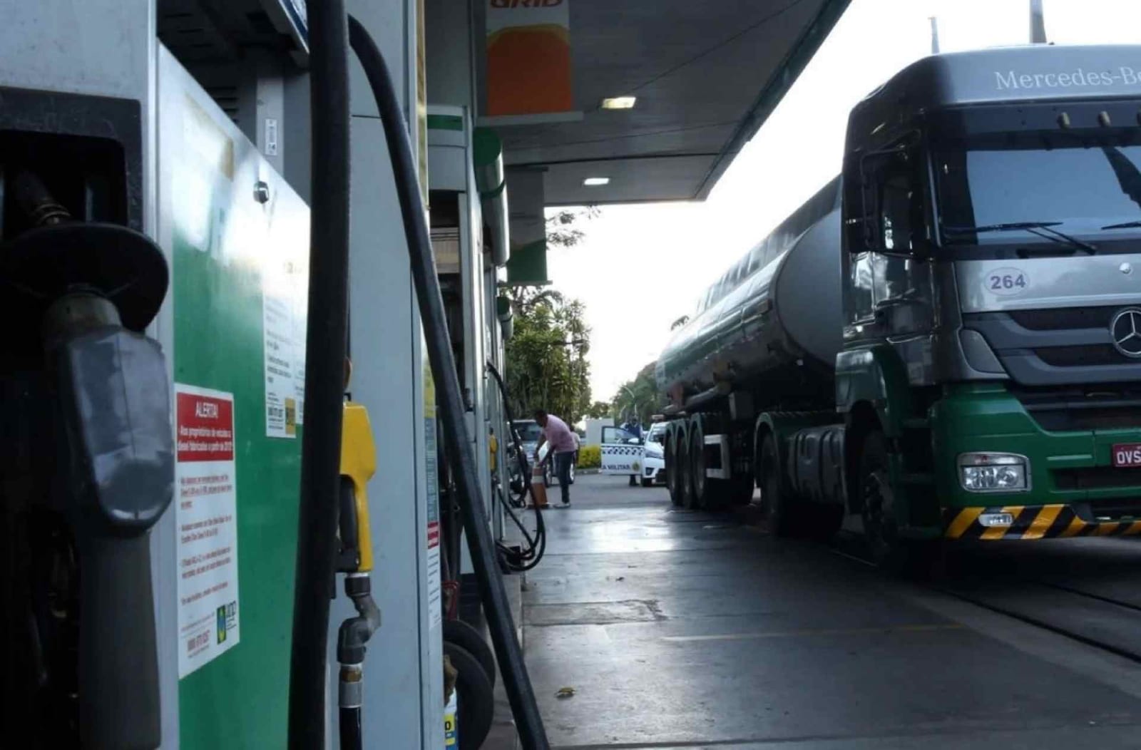 Subsídio ao diesel é prorrogado por mais 30 dias pelo governo federal; saiba como fica