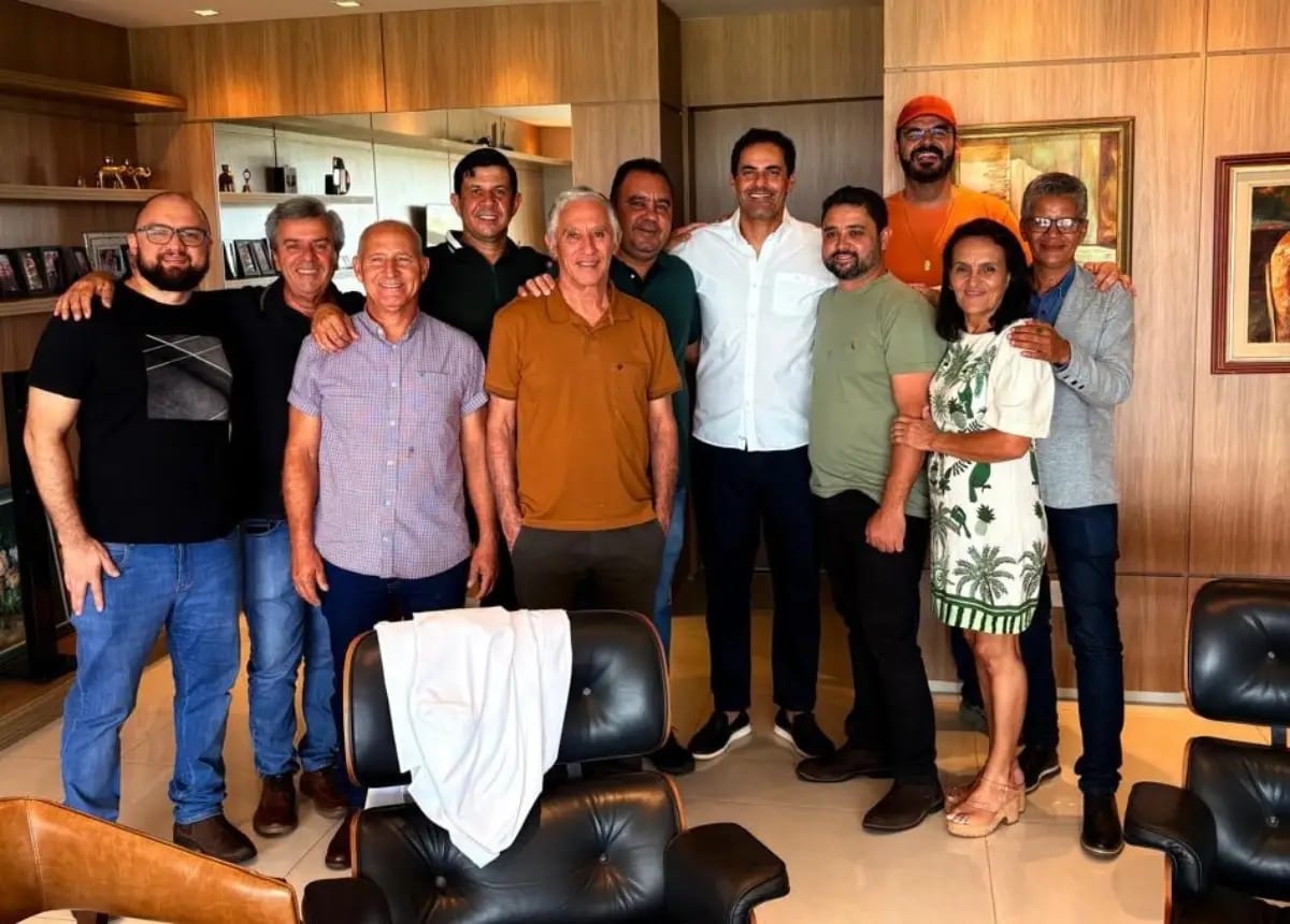 Almoço de Jamil Calife com vereadores coloca articulações políticas em pauta