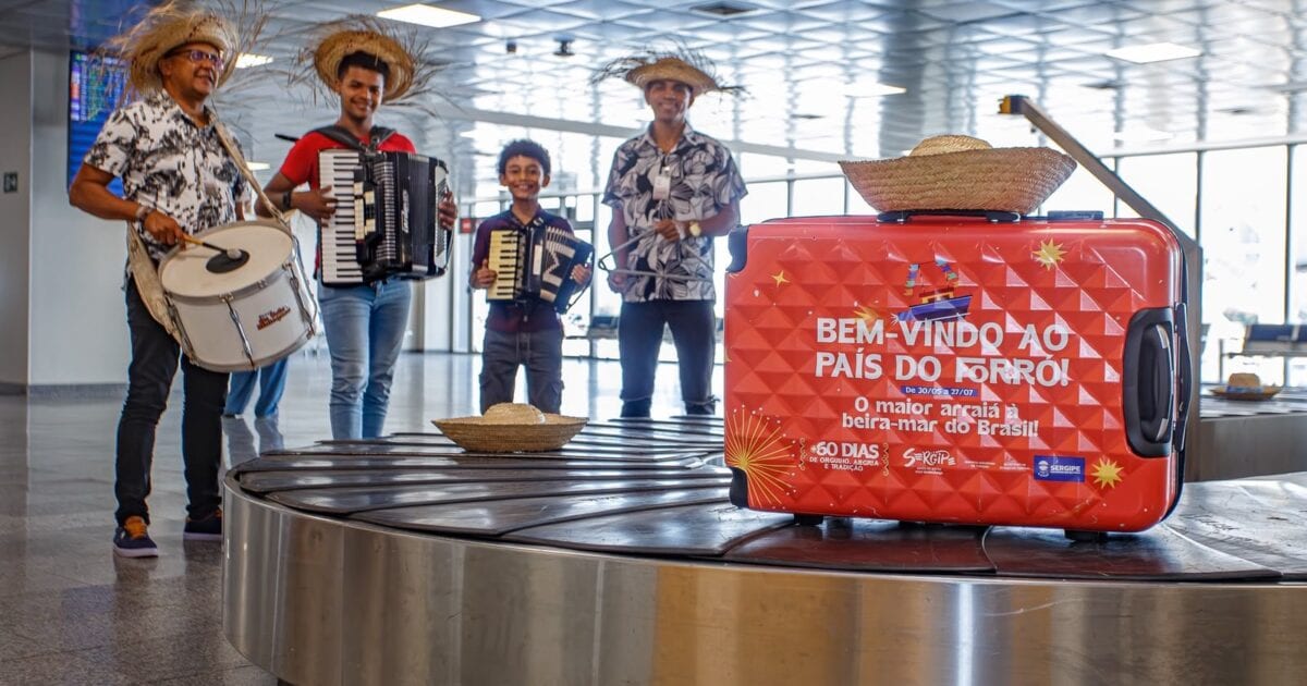 Mitidieri anuncia recorde de empregos e turismo gera R$ 744 mi em 2025